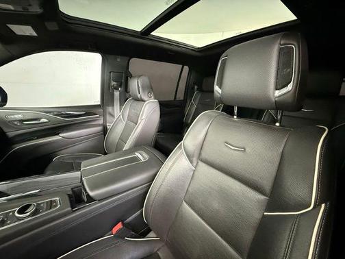 2022 Cadillac Escalade ESV Sport