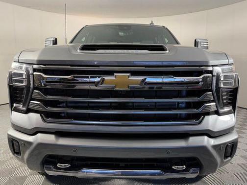 2025 Chevrolet Silverado 3500 High Country