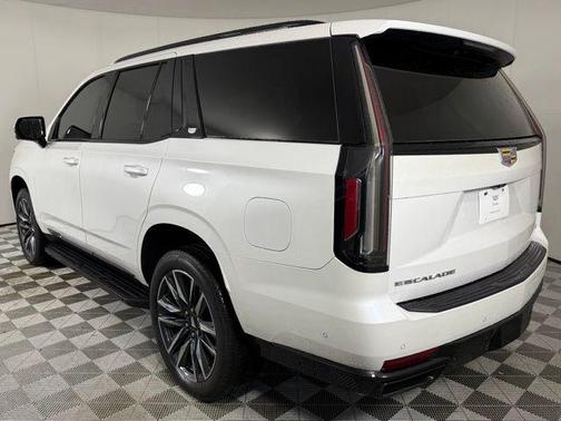 2022 Cadillac Escalade Sport Platinum