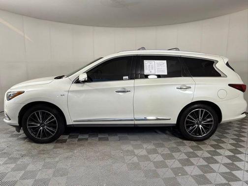 2016 INFINITI QX60 Base