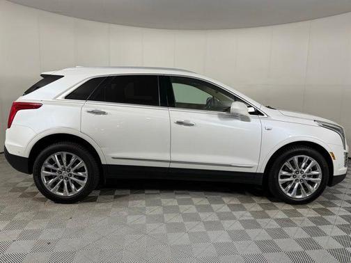 2018 Cadillac XT5 Platinum