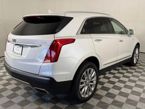 2018 Cadillac XT5 Platinum
