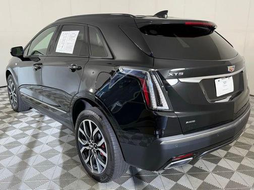 2022 Cadillac XT5 Sport