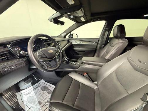 2022 Cadillac XT5 Sport