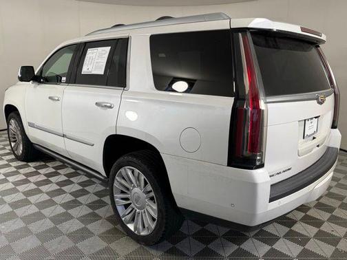 2017 Cadillac Escalade Premium Luxury