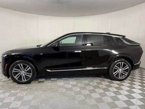 2025 Cadillac LYRIQ Luxury w/1SC