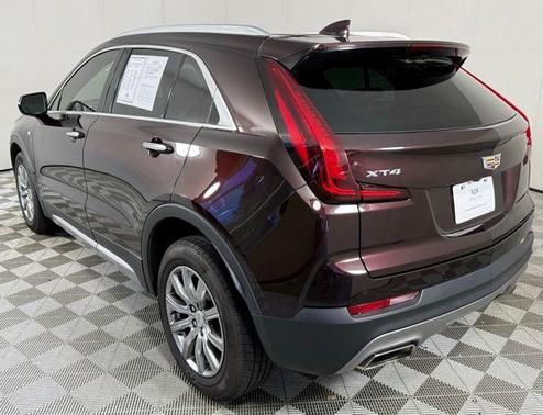 2021 Cadillac XT4 Premium Luxury