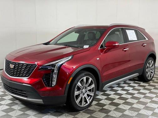 2023 Cadillac XT4 Premium Luxury