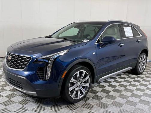 2020 Cadillac XT4 Premium Luxury