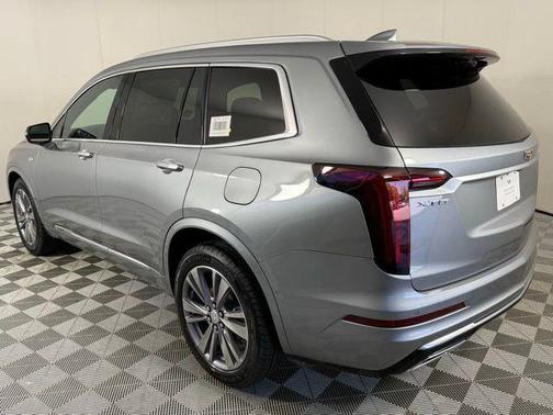 2025 Cadillac XT6 Premium Luxury FWD
