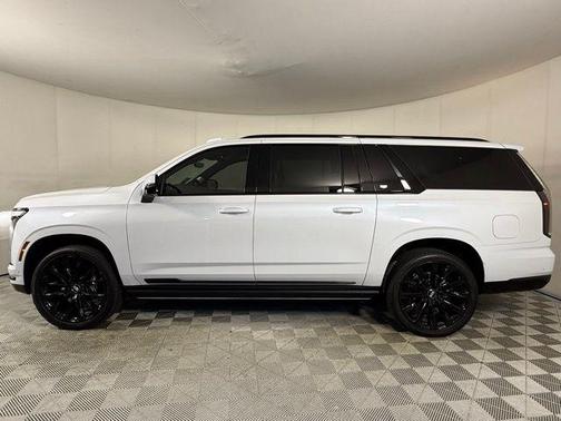 Vibrant White Tricoat 2026 Cadillac Escalade ESV Sport Platinum