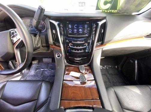 2017 Cadillac Escalade ESV Premium Luxury