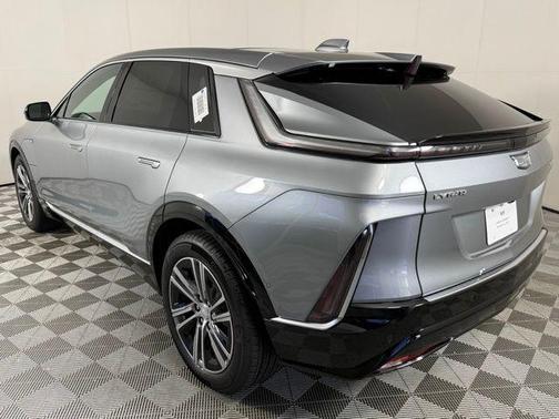 2025 Cadillac LYRIQ Luxury w/1SC