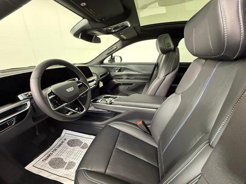 2025 Cadillac LYRIQ Luxury w/1SC