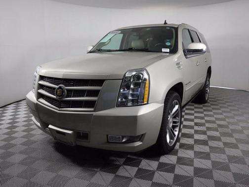 2013 Cadillac Escalade Premium