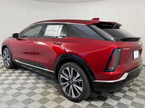 2026 Cadillac OPTIQ Premium Luxury