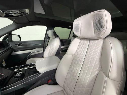 2025 Cadillac Escalade IQ Luxury 1