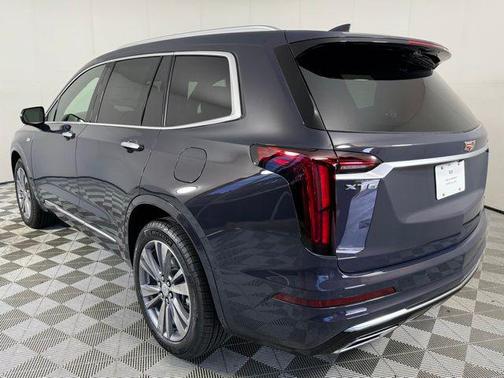 2025 Cadillac XT6 Premium Luxury FWD