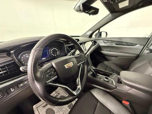 2024 Cadillac XT6 Premium Luxury FWD