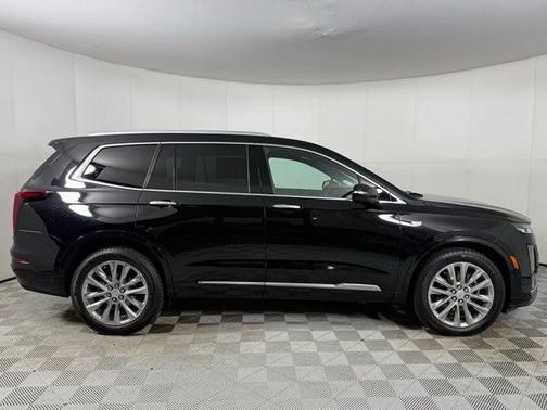 2024 Cadillac XT6 Premium Luxury FWD