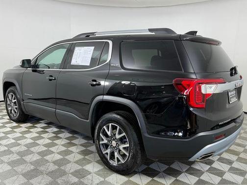 2023 GMC Acadia AWD SLE