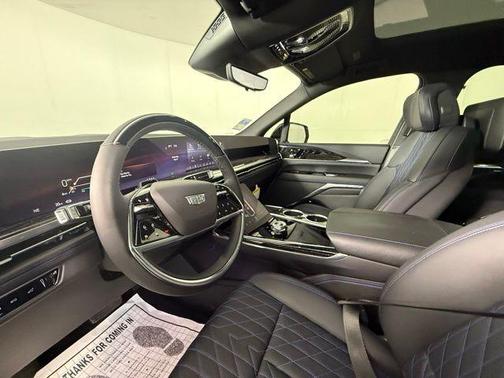 2025 Cadillac Escalade Sport