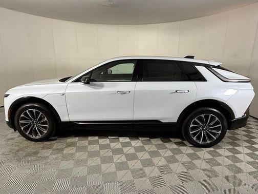 2026 Cadillac LYRIQ Premium Sport