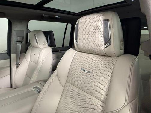 2025 Cadillac Escalade ESV Sport Platinum