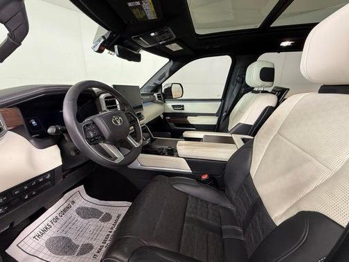 2023 Toyota Sequoia Capstone