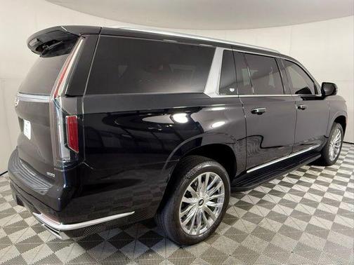2023 Cadillac Escalade ESV Premium Luxury