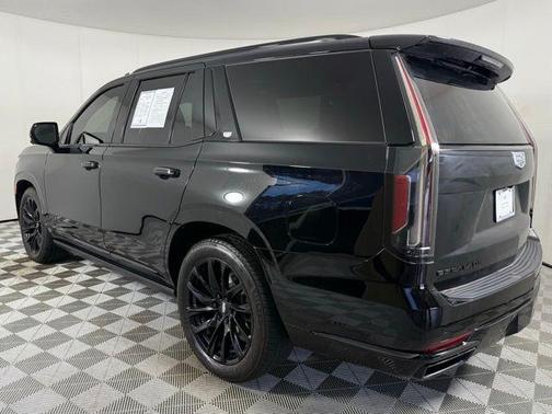 2023 Cadillac Escalade Sport