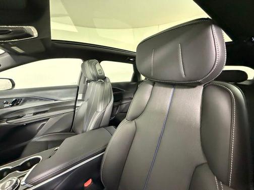 2025 Cadillac LYRIQ Sport w/1SF