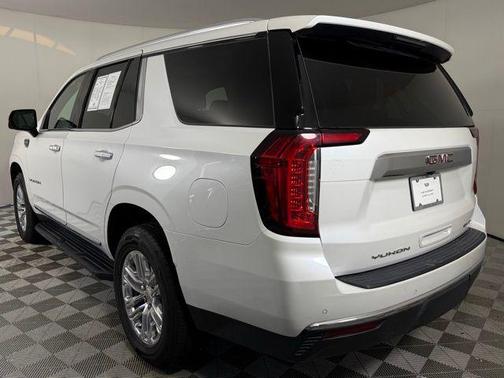 2021 GMC Yukon SLT