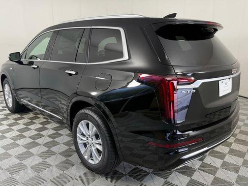 2025 Cadillac XT6 Luxury FWD