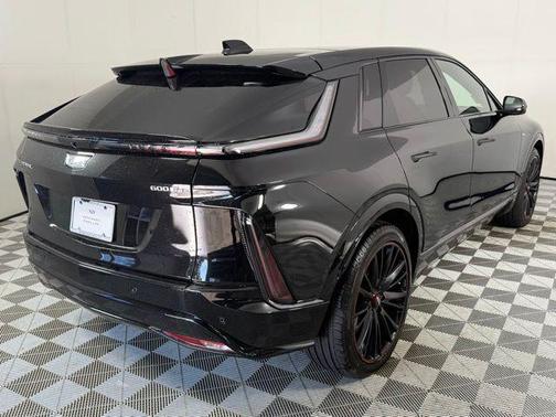 2025 Cadillac LYRIQ Sport