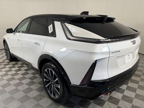 2025 Cadillac LYRIQ Sport w/1SF
