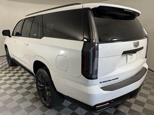 2025 Cadillac Escalade ESV Sport