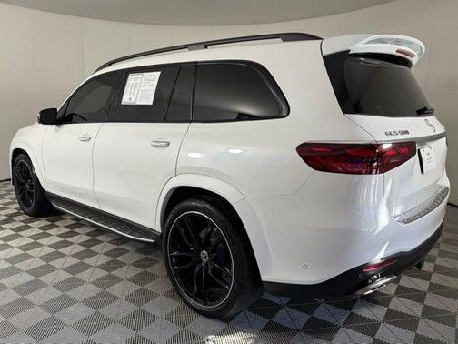 2025 Mercedes-Benz GLS 580 4MATIC