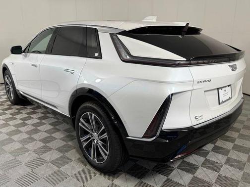 2025 Cadillac LYRIQ Luxury w/1SC