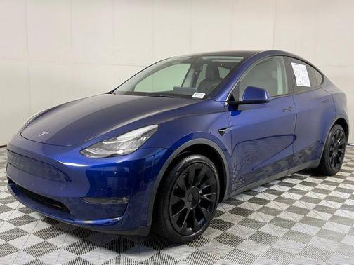 2022 Tesla Model Y Long Range Dual Motor All-Wheel Drive