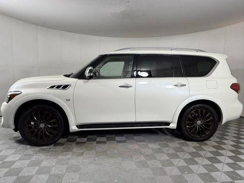 2017 INFINITI QX80 Base