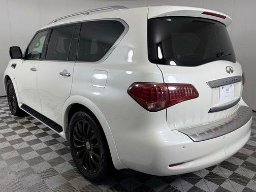 2017 INFINITI QX80 Base