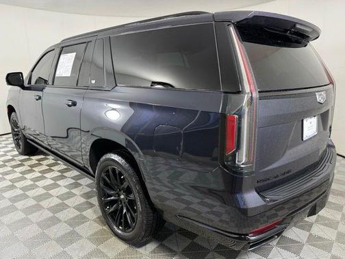 2023 Cadillac Escalade ESV Sport Platinum