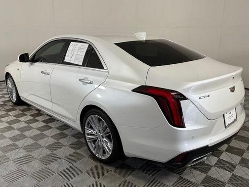 2022 Cadillac CT4 Premium Luxury