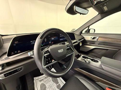 2026 Cadillac VISTIQ Sport