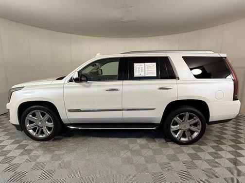 2016 Cadillac Escalade Luxury