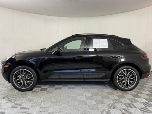 2018 Porsche Macan Base