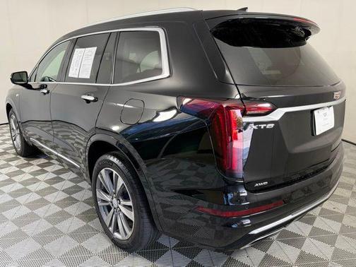 2022 Cadillac XT6 Premium Luxury AWD