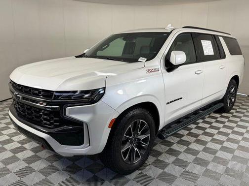 2022 Chevrolet Suburban 4WD Z71