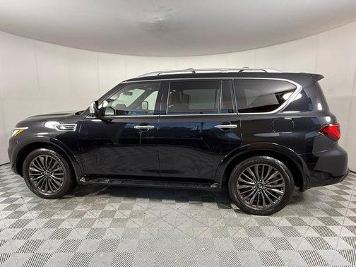 2023 INFINITI QX80 SENSORY AWD